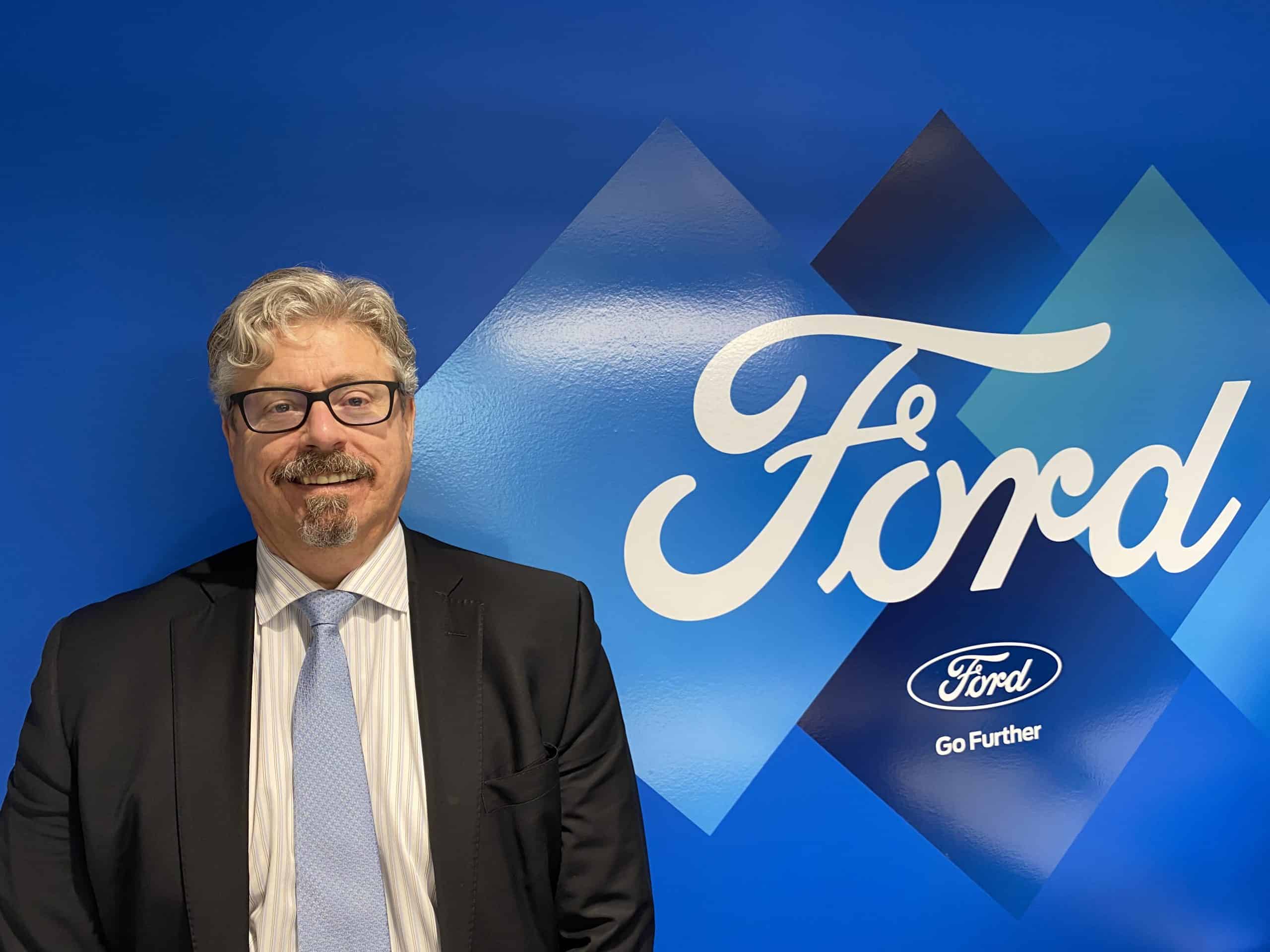 Mark Bonneau : General Manager